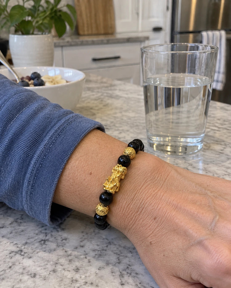 Wearing the bracelet on the left wrist